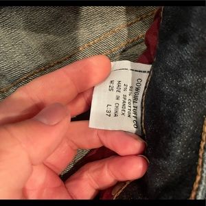 Used cowgirl tuff “just tuff” like new.